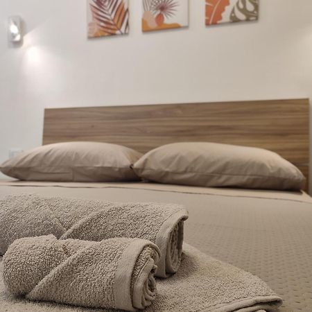 Casa Gina Apartman Szirakúza Kültér fotó